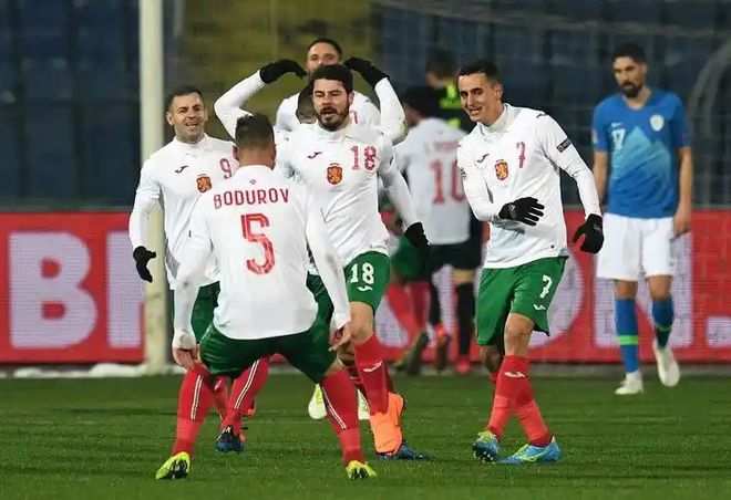 九游娱乐首页-爱尔兰队客场胜乌拉圭，喜获小组第一