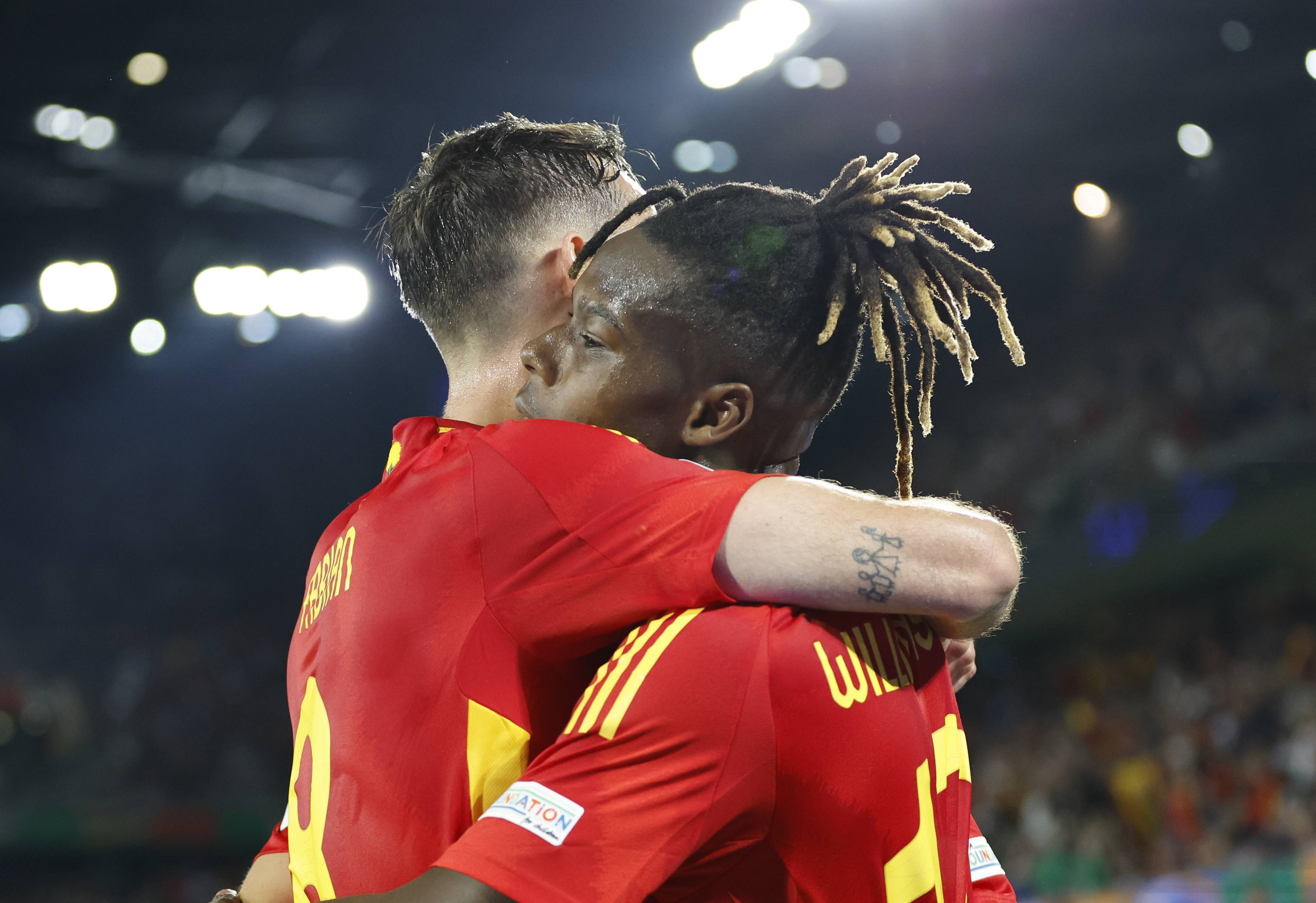 九游娱乐app下载-包含西班牙队员状态火热，成功晋级欧锦赛的词条