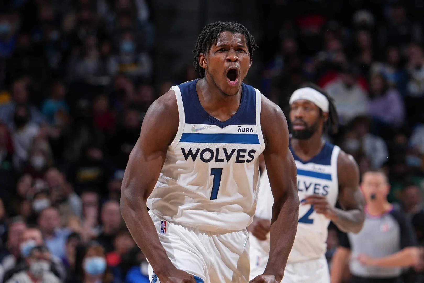 九游体育官方入口-国王客场逆转狼队，取得惊险胜利