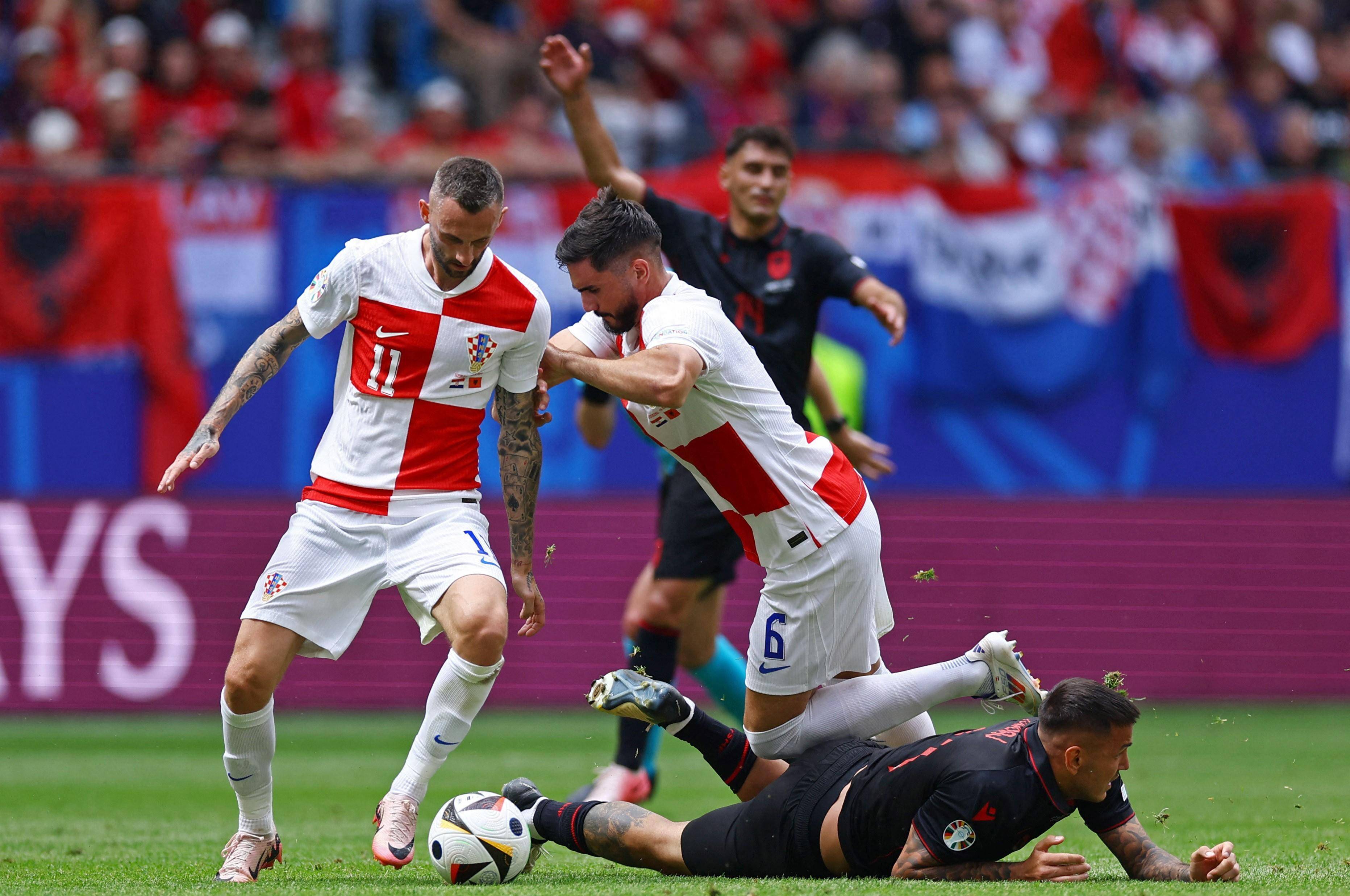 九游app下载-关于欧预赛:克罗地亚大胜威尔士,晋级前景看好的信息