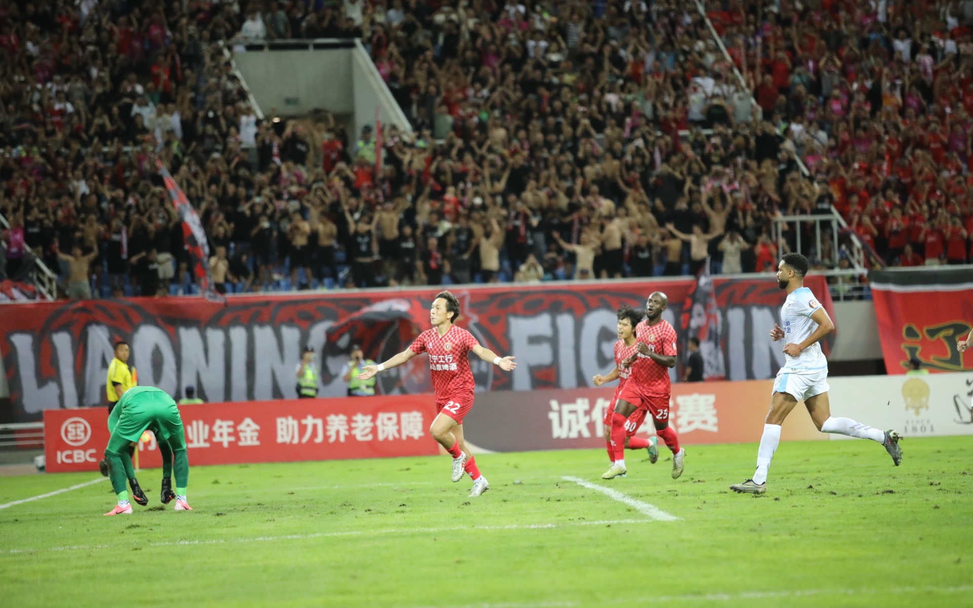 九游体育直播-主场作战，东京球队备战重要比赛