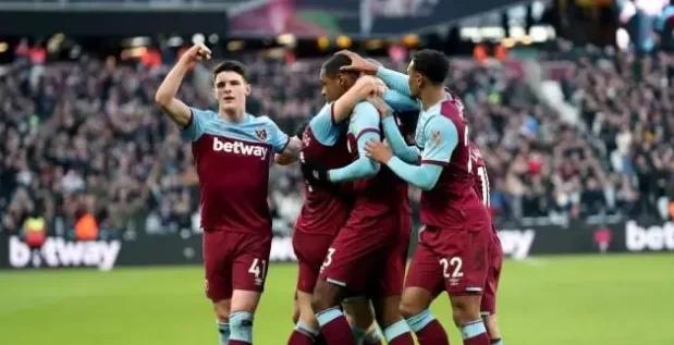 九游体育官方入口-包含富勒姆主场战平富勒姆,两队争夺中游位置的词条