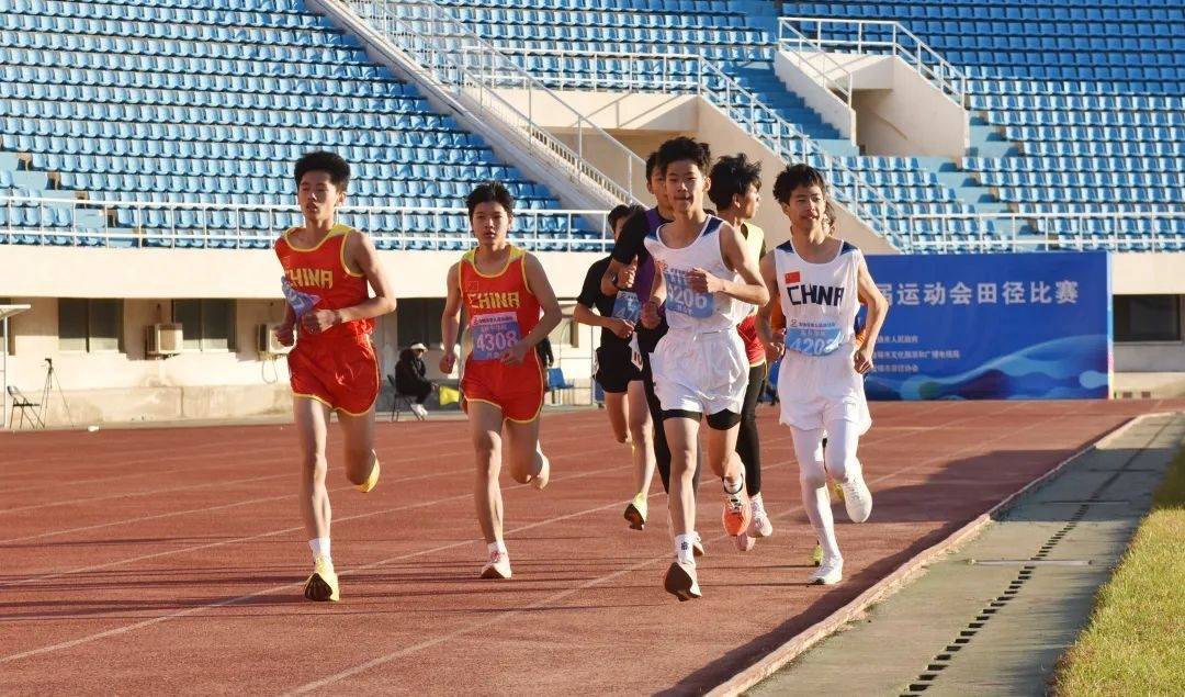 九游娱乐官方网站-运动员们在比赛中彪炳战绩，备受瞩目