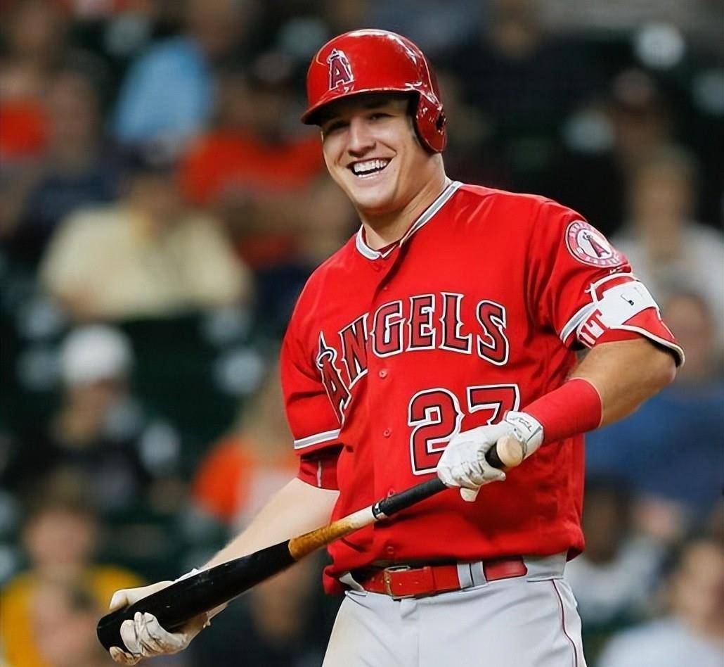 展现技艺超凡本领，球员天赋尽显