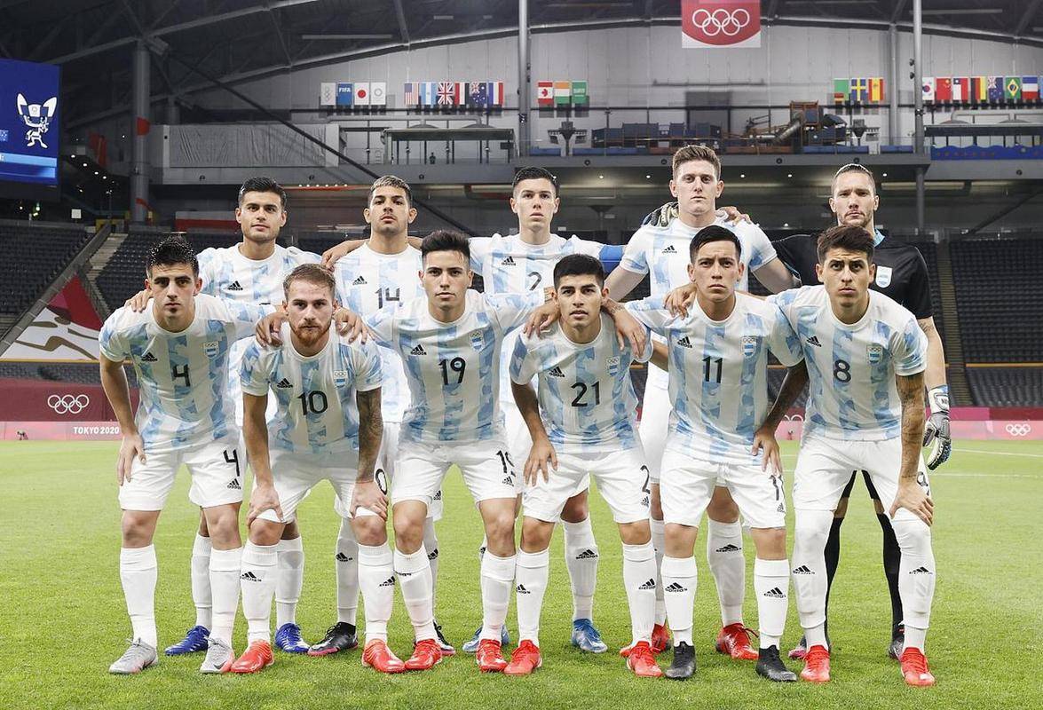 九游VIP-阿尔克马尔队惊险过关,晋级欧国联强的简单介绍