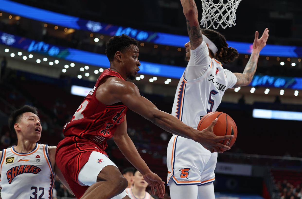 包含球员技术突破让对手束手无策的词条 包含球员技术突破让对手束手无策的词条