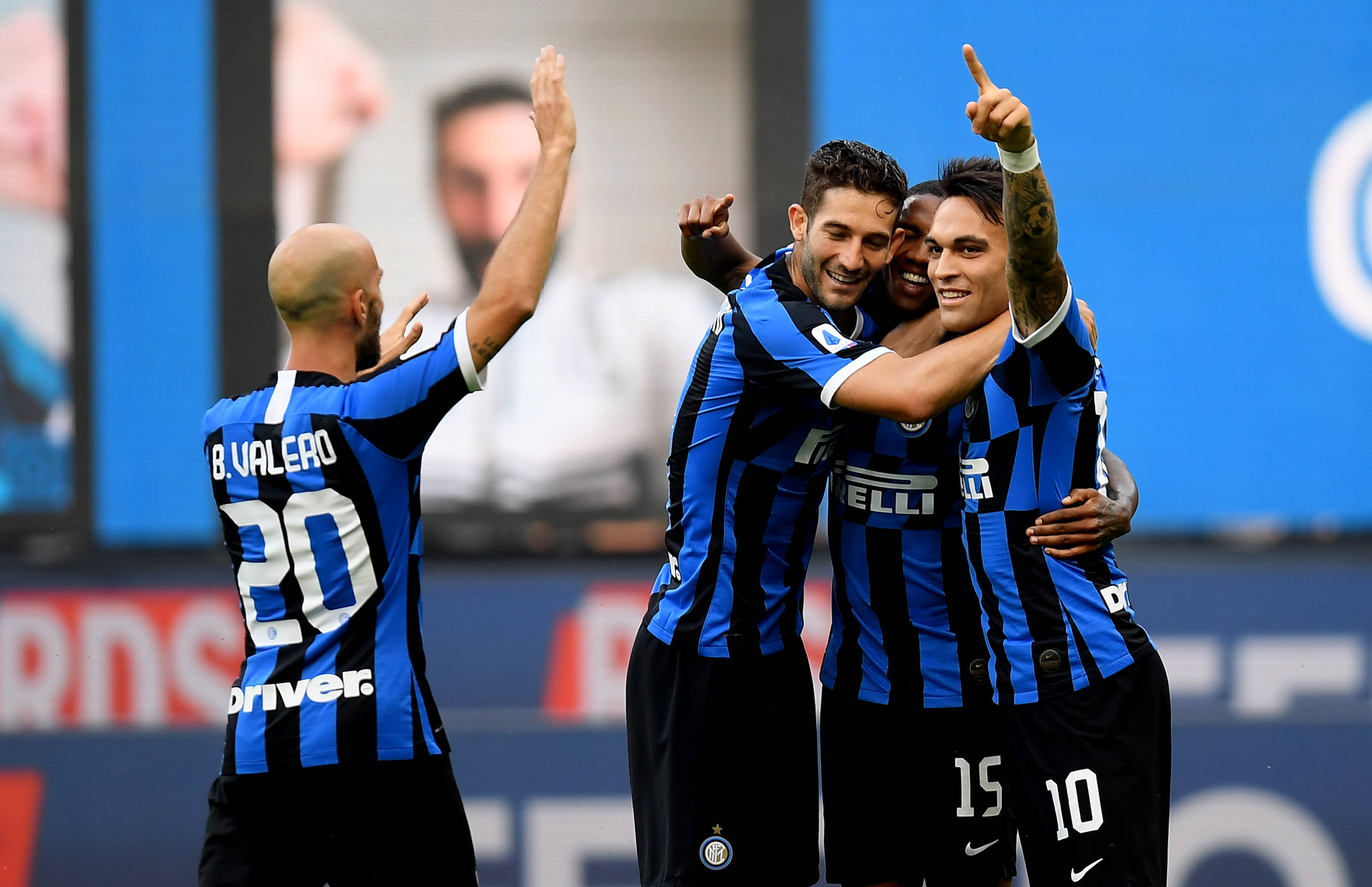 拉齐奥门将出色表现，帮助球队取得胜利