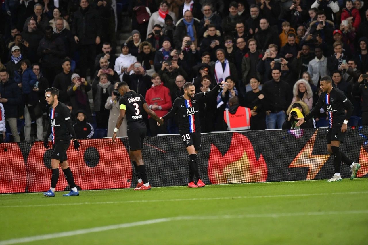 里尔主场逆转蒙彼利埃，继续保持不败纪录