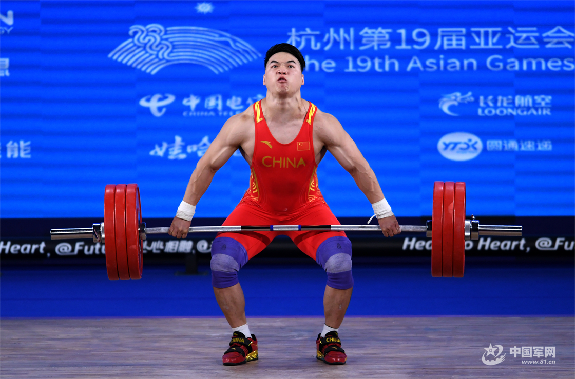九游中国-举重比赛中,中国选手轻松夺冠
