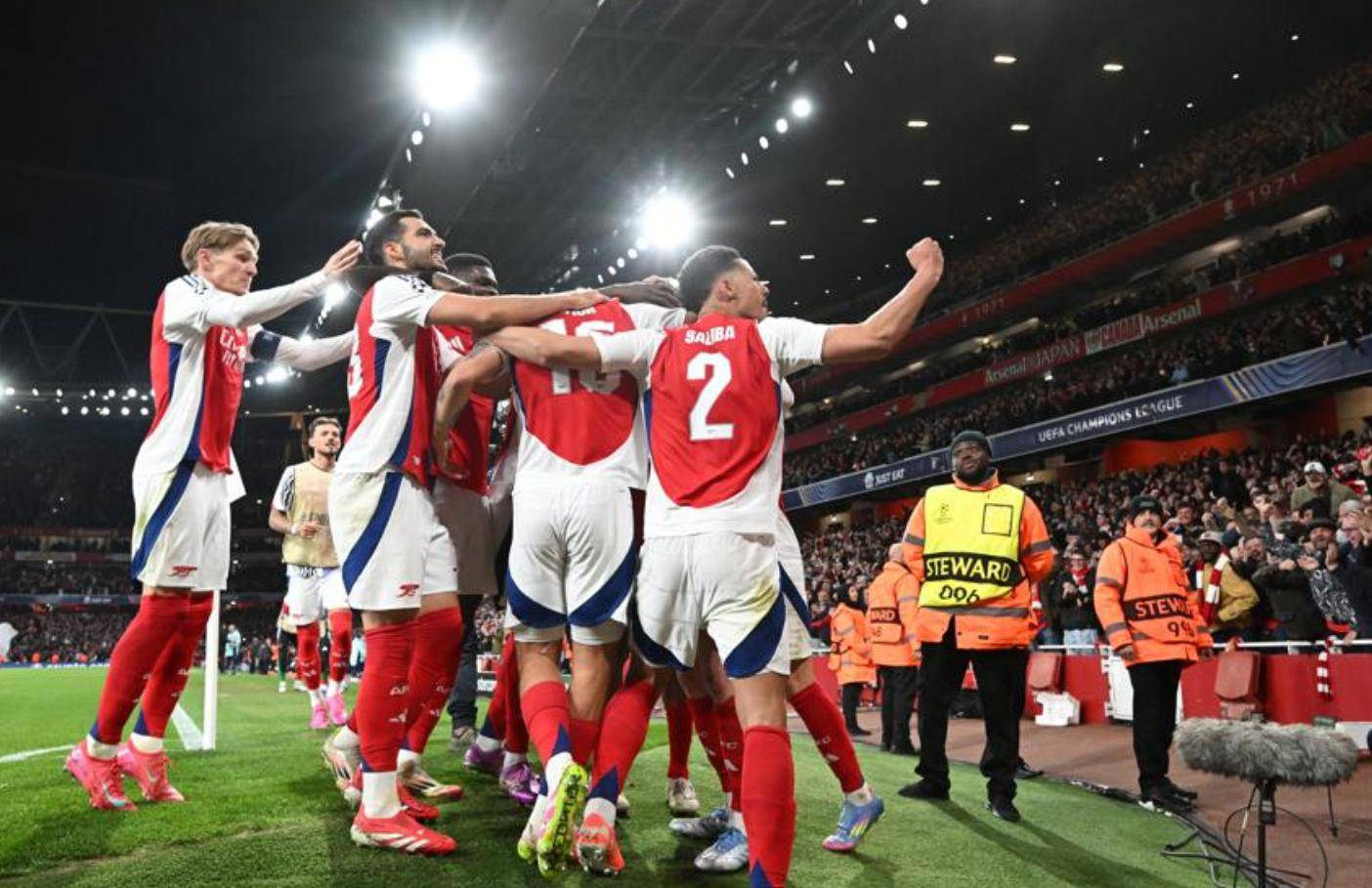 九游游戏-米德尔斯堡迎战阿森纳,主场作战冲击三分的简单介绍