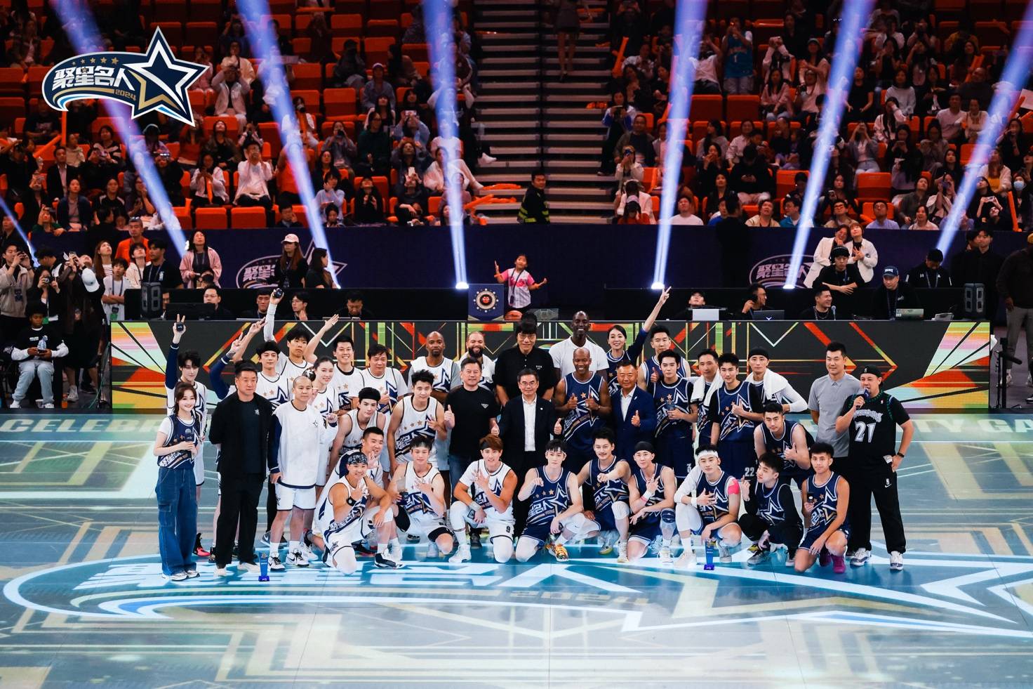 九游APP-篮球巨星彰显实力，成为场上焦点