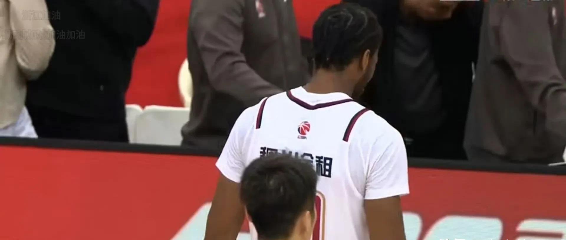 九游体育APP下载-浙江队惊险胜利!客场击败青岛队