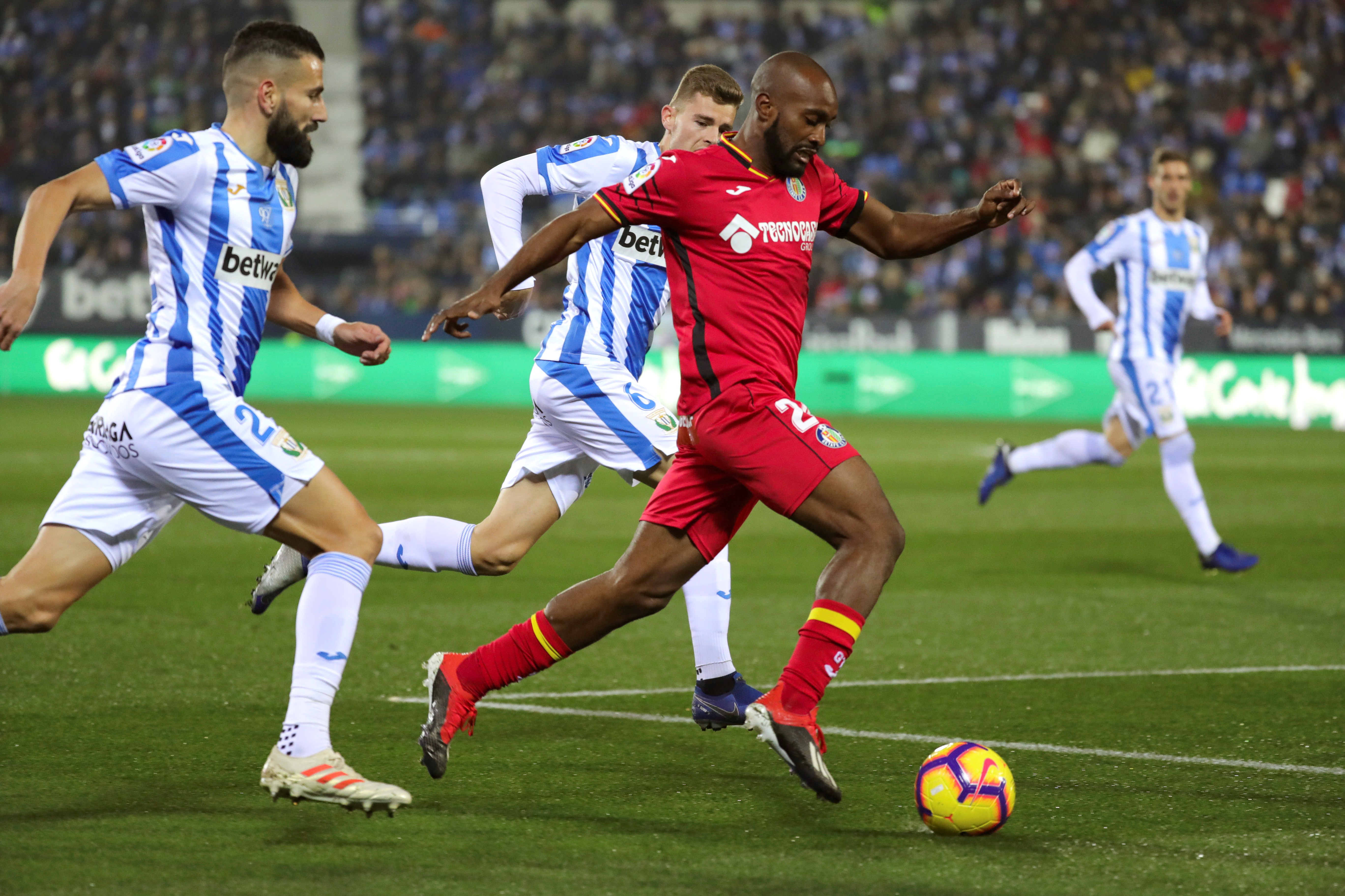 比拉尔沃尔世界波破门,毕尔巴鄂主场战平赫塔菲 比拉尔沃尔世界波破门,毕尔巴鄂主场战平赫塔菲