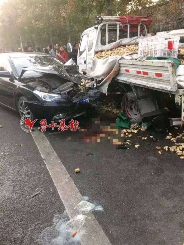 意甲赛场再现惊心一幕,球员碰瓷被罚下场 意甲赛场再现惊心一幕,球员碰瓷被罚下场