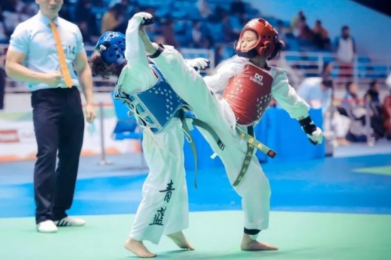 九游娱乐官方-湖南队在比赛中轻松击败对手，完胜对手