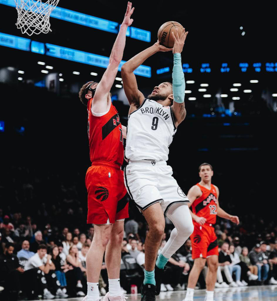 9you娱乐-篮网大胜热火：拉塞尔高效得分率队轻松击败对手展现实力