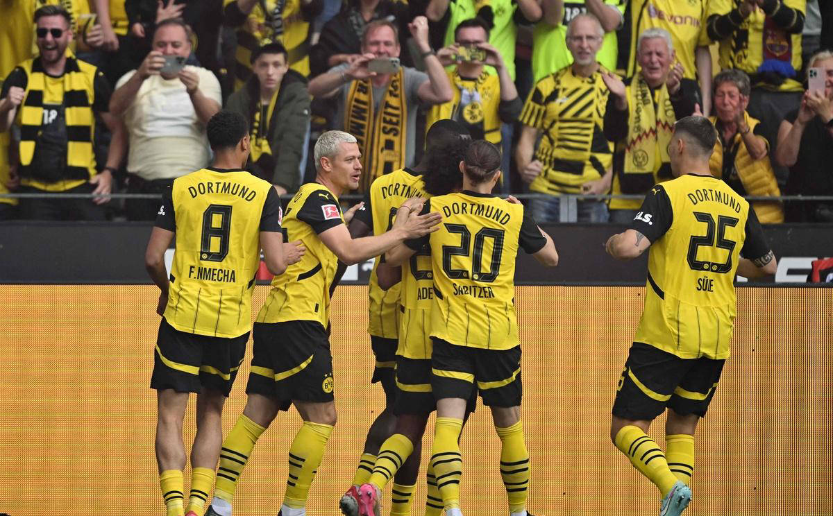 九游体育平台-多特蒙德主帅调整战术备战