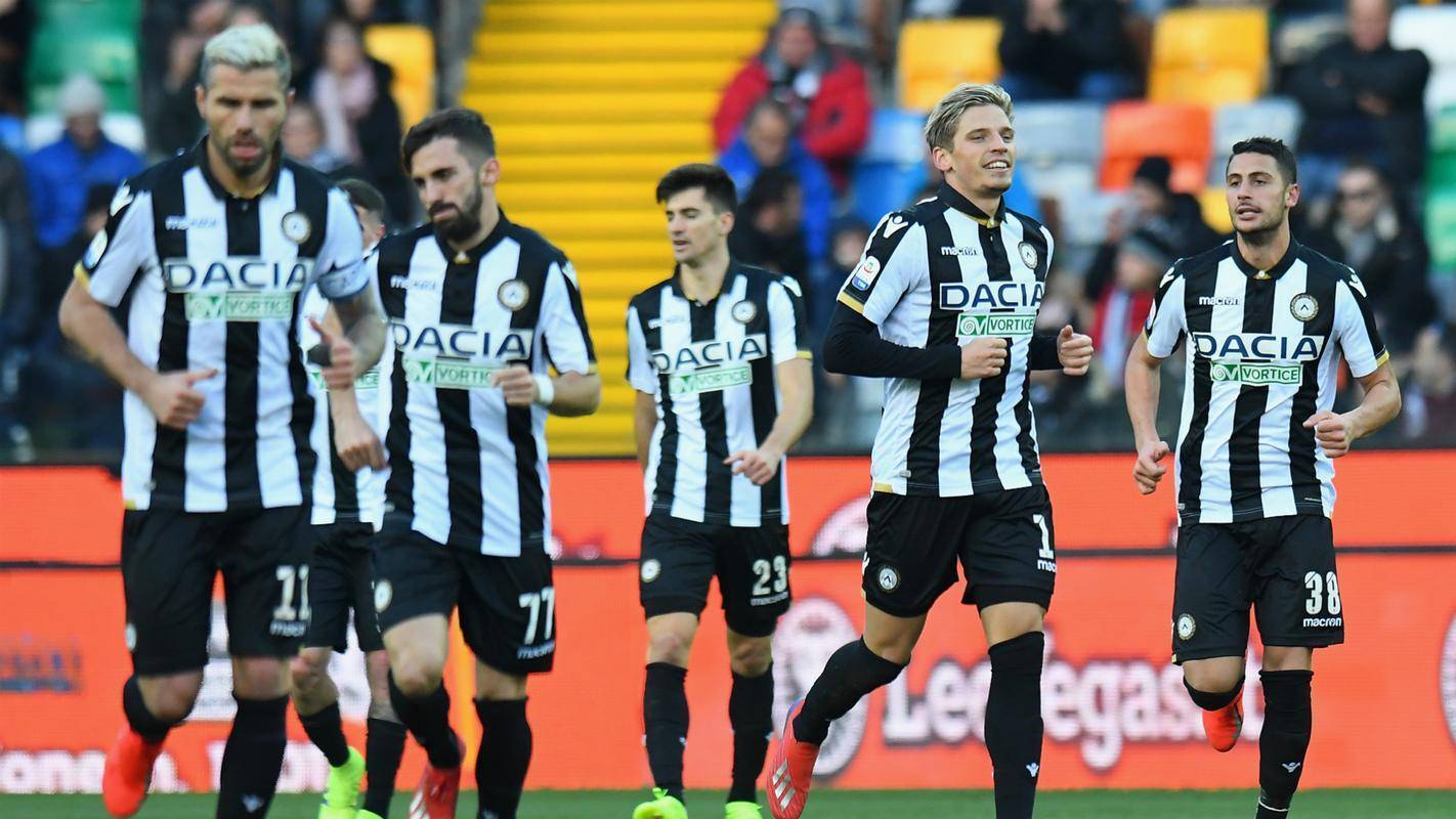 九游VIP-都灵主帅变阵成功,稳定球队局势