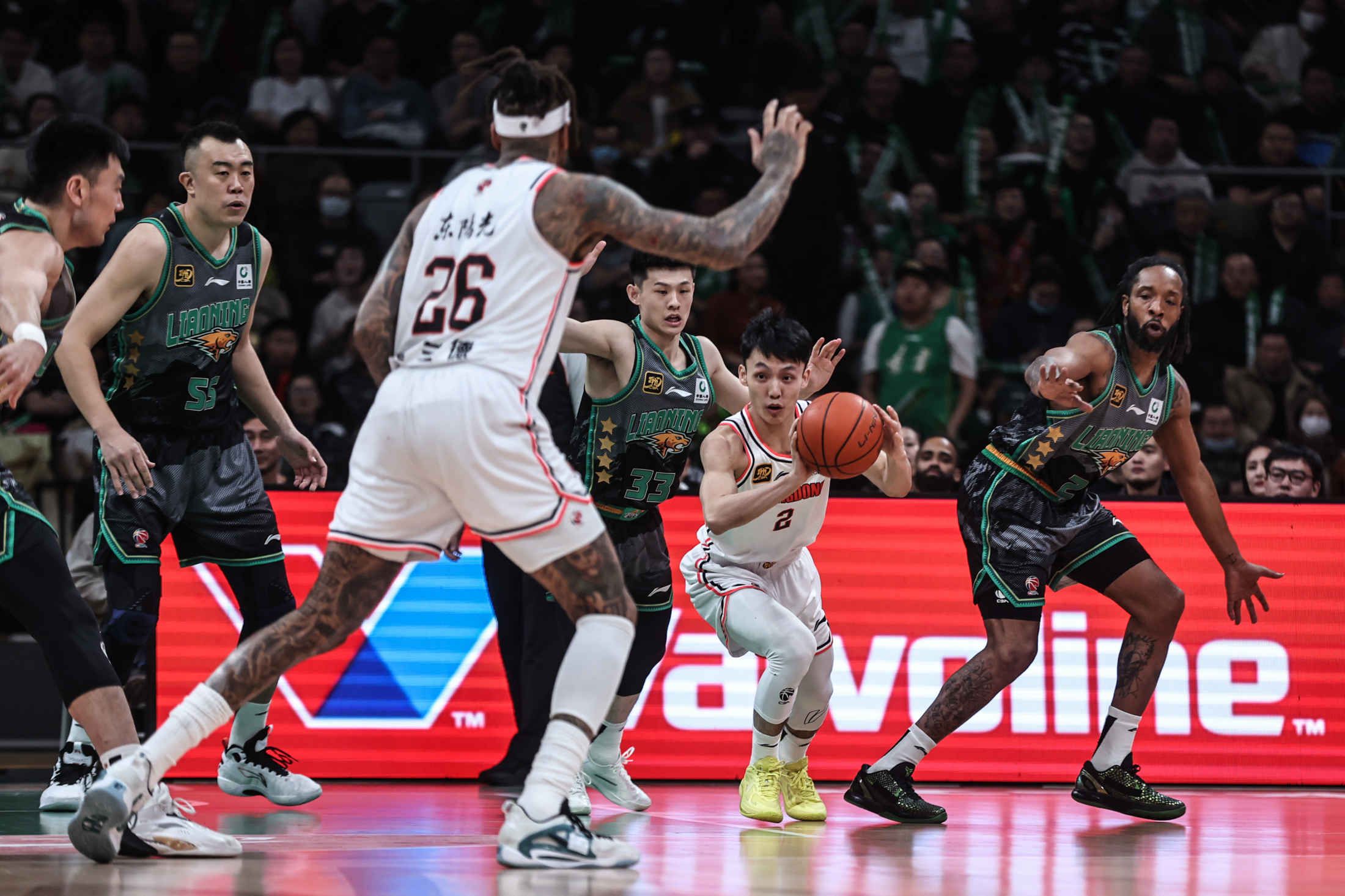 九游VIP-辽宁男篮客场险胜,全队发挥出色稳住局面