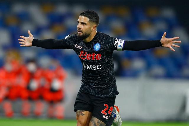 包含那不勒斯告捷,继续保持不败纪录的词条 包含那不勒斯告捷,继续保持不败纪录的词条