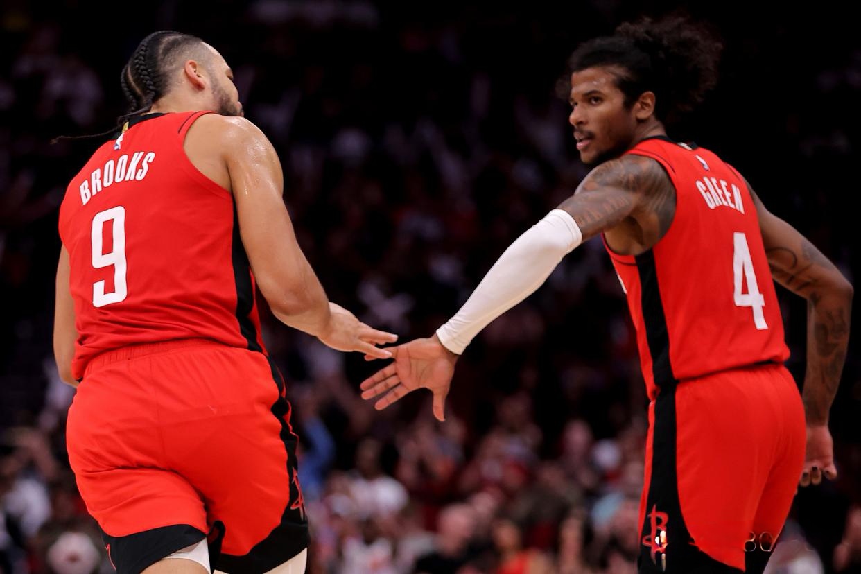 九游娱乐官方网站-火箭客场逆袭太阳双塔组合火爆全场砍38+20