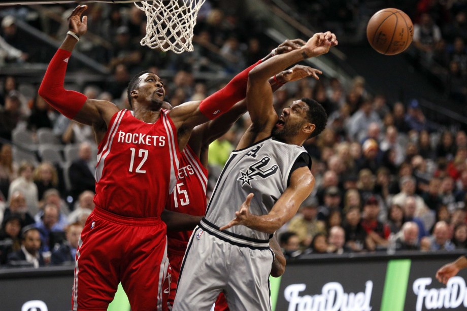 火箭再度遭遇惨败马刺反弹